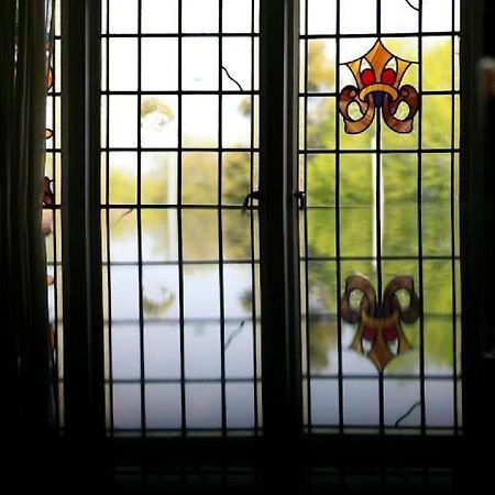 Oyo Clayton Lodge ニューカッスル・アンダー・ライム エクステリア 写真